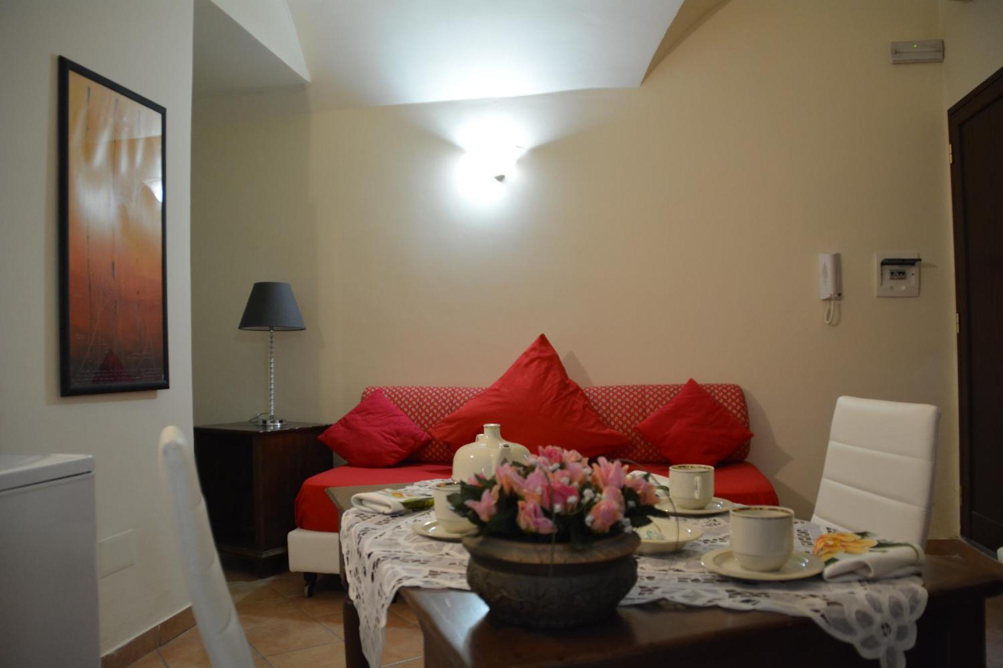 Cortile Dei Sogni Apartment คาตาเนีย ภายนอก รูปภาพ